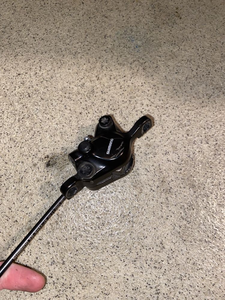 Hamulec hydrauliczny przód Shimano BL-MT200