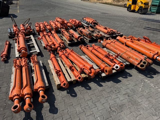 Siłownik hydrauliczny doosan nowy