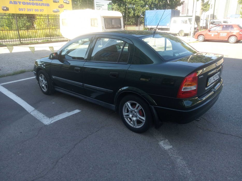 Opel Astra 2000 рік