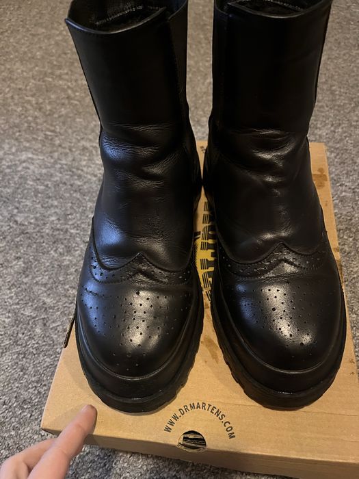 Сапожки, ботінки.