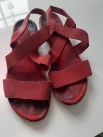 Sandały damskie czerwone 38