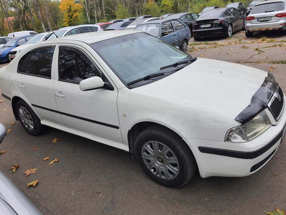 Skoda Octavia 1.6 бензин - 2006
