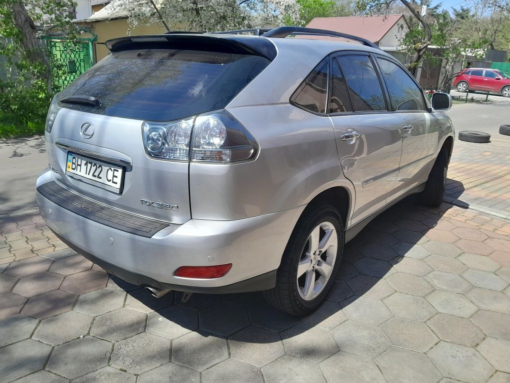 Продам Lexus rx350