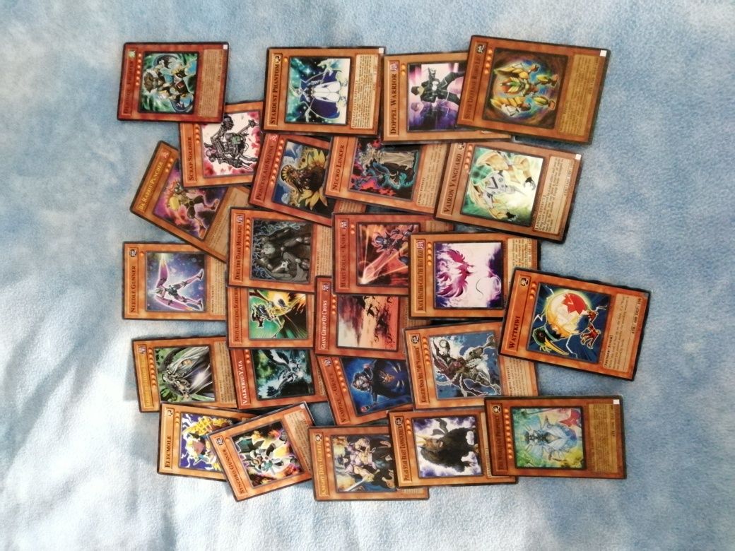 Cartas Yu-Gi-Oh yugioh konami troco por cartas pokemon