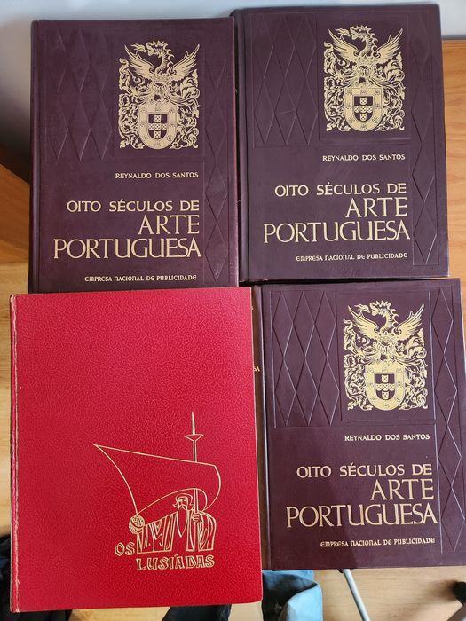 Livros raros e antigos, venda individual de cada livro e não do lote.