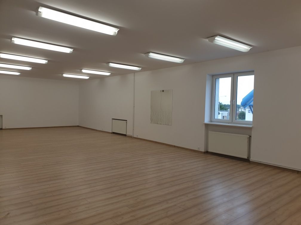 Wynajmę salę o powierzchni 80 m2