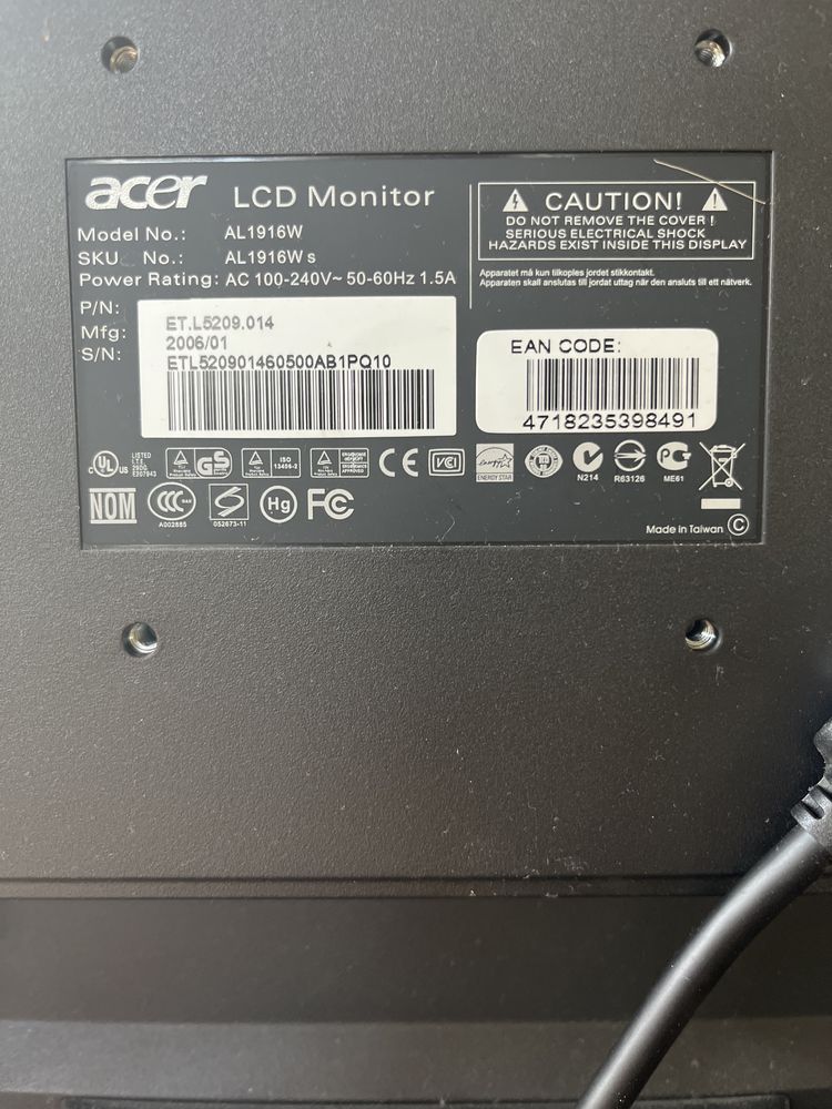 Monitor Acer 19 cali HDMI- Vga. Pełne okablowanie