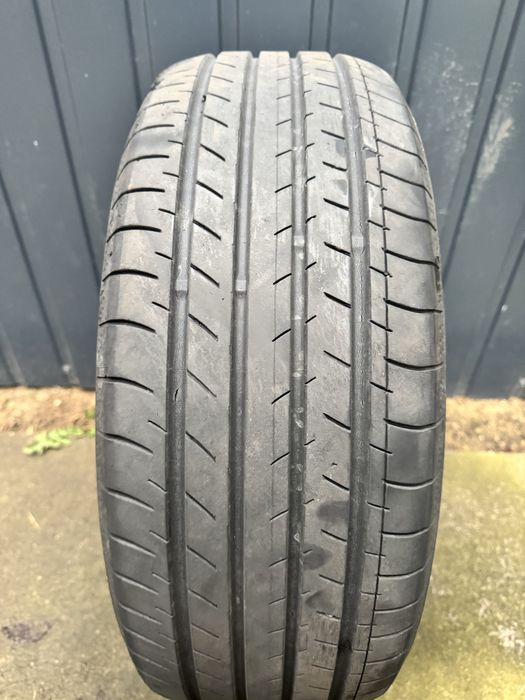 Opona 205/60 R16 Yokohama