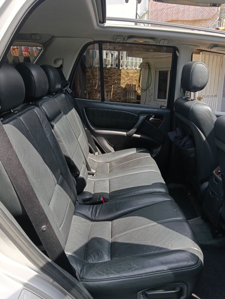 Mercedez Benz ML  270 cdi