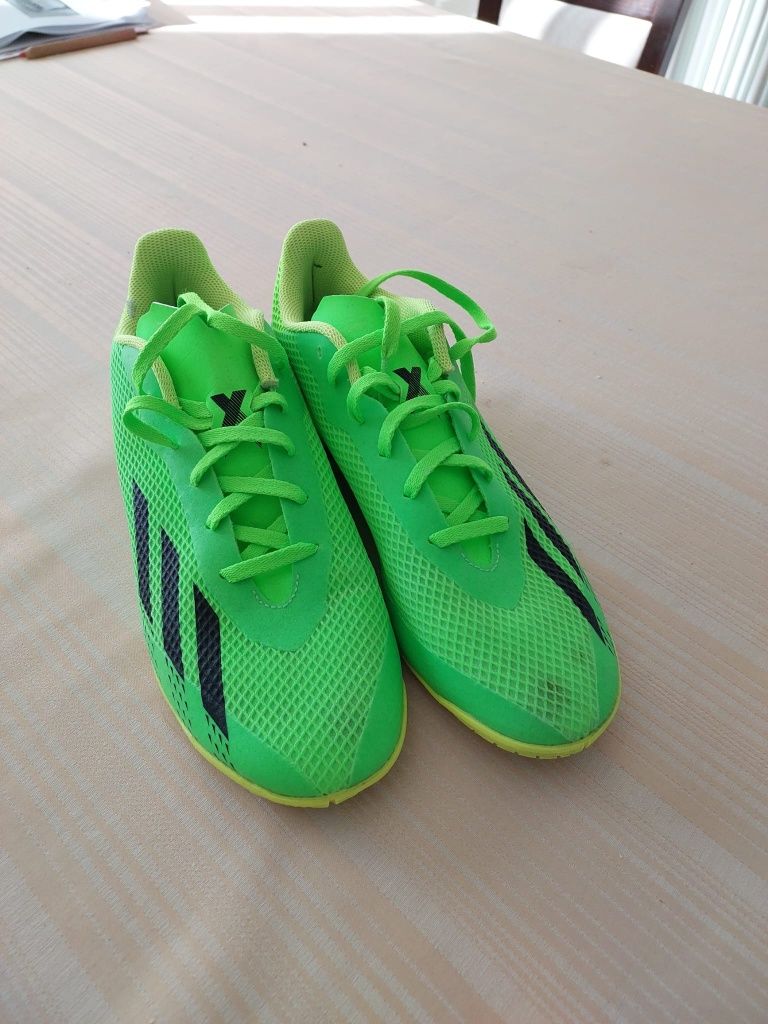 Buty halowe Adidas rozm 40 2/3