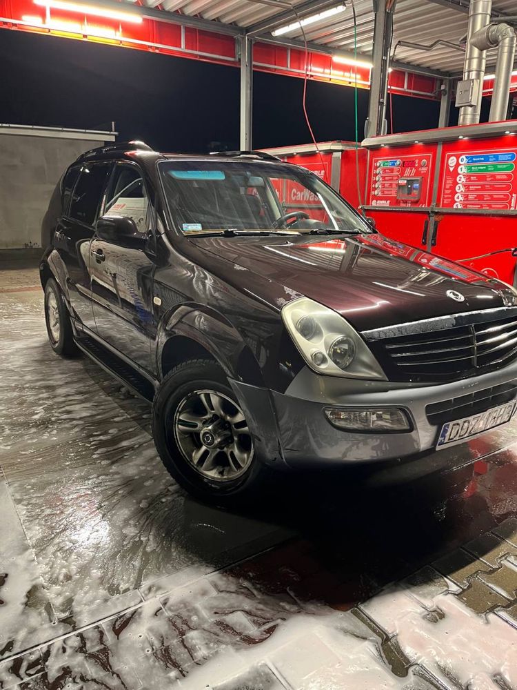 Sprzedam samochód SsangYong 2005roku