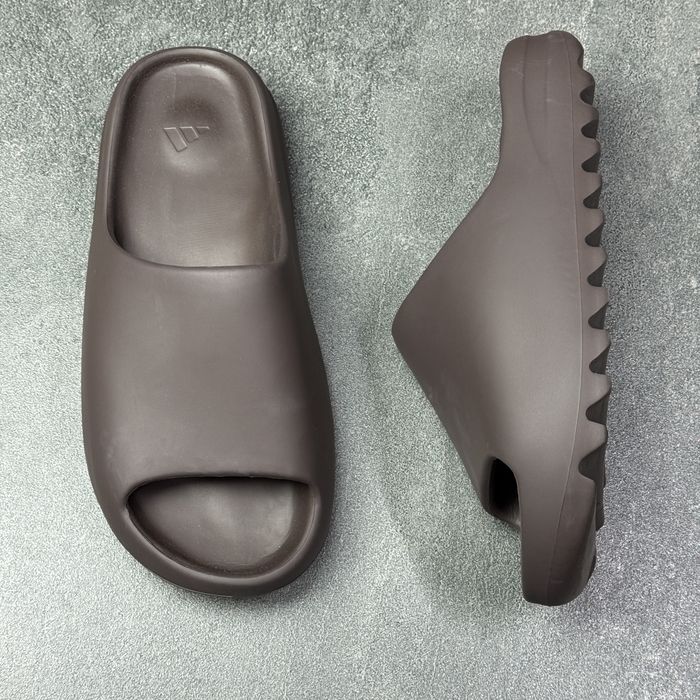 Тапочки шльопанці Adidas Yeezy Slide Soot GX6141 ОРИГІНАЛ 100% 44 р