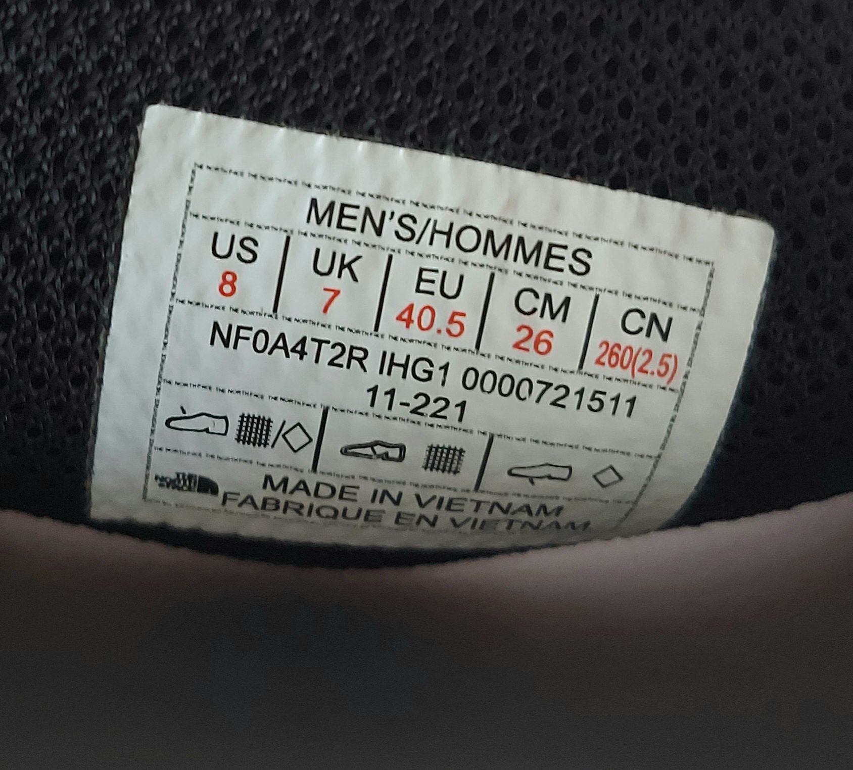 Тапочки шлепанцы фірми the north face оригінал 

Розмір по бірці:
Us 8