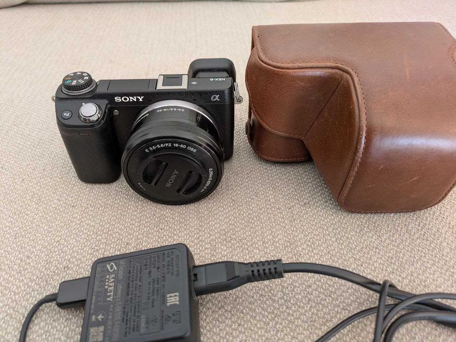 Sony NEX-6 + Lente OSS 16-50mm - Como Nova!