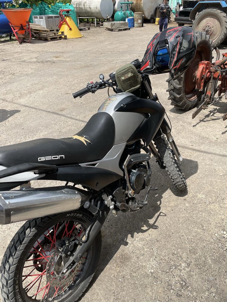 Geon X-Road 250 pro