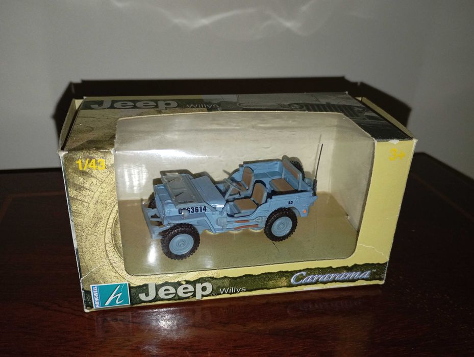 Jeep Willys em miniatura/brinquedo na escala 1/43