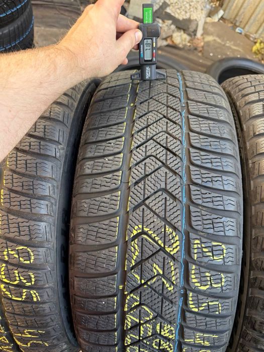 Шины БУ 235 45 R 18 Pirelli SOTOZERO 3 шумка Зимний комплект