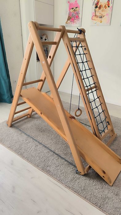 Дитячий спортивний куточок