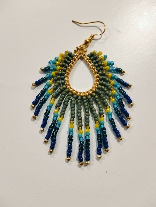 Kolczyki pawie pióro z koralików Toho