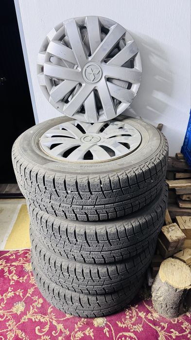 Продам зимнюю резину на дисках. 215/65 R16 98Q IG50