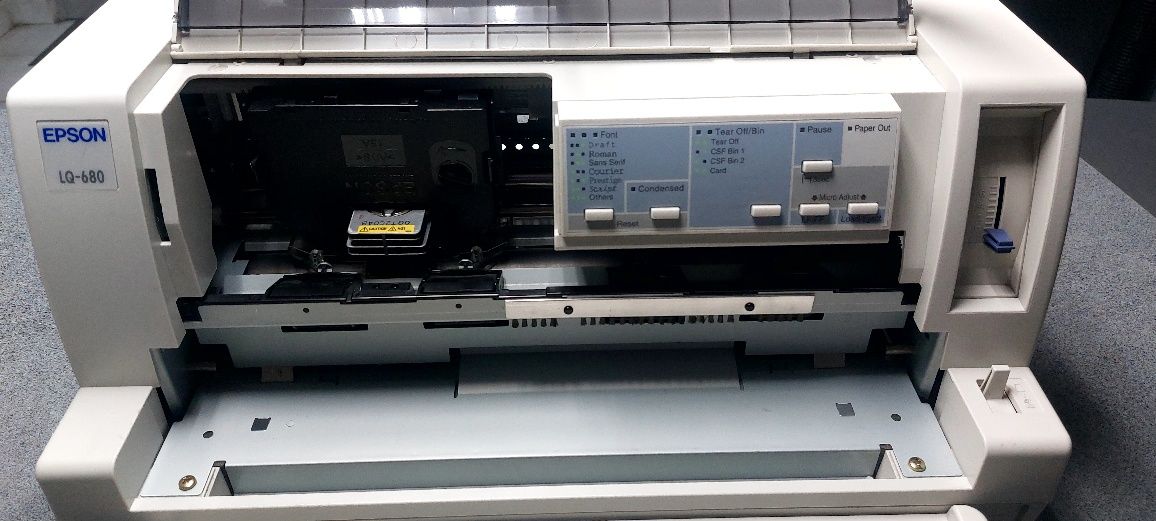 Impressora de agulhas Epson LQ-680 Pro