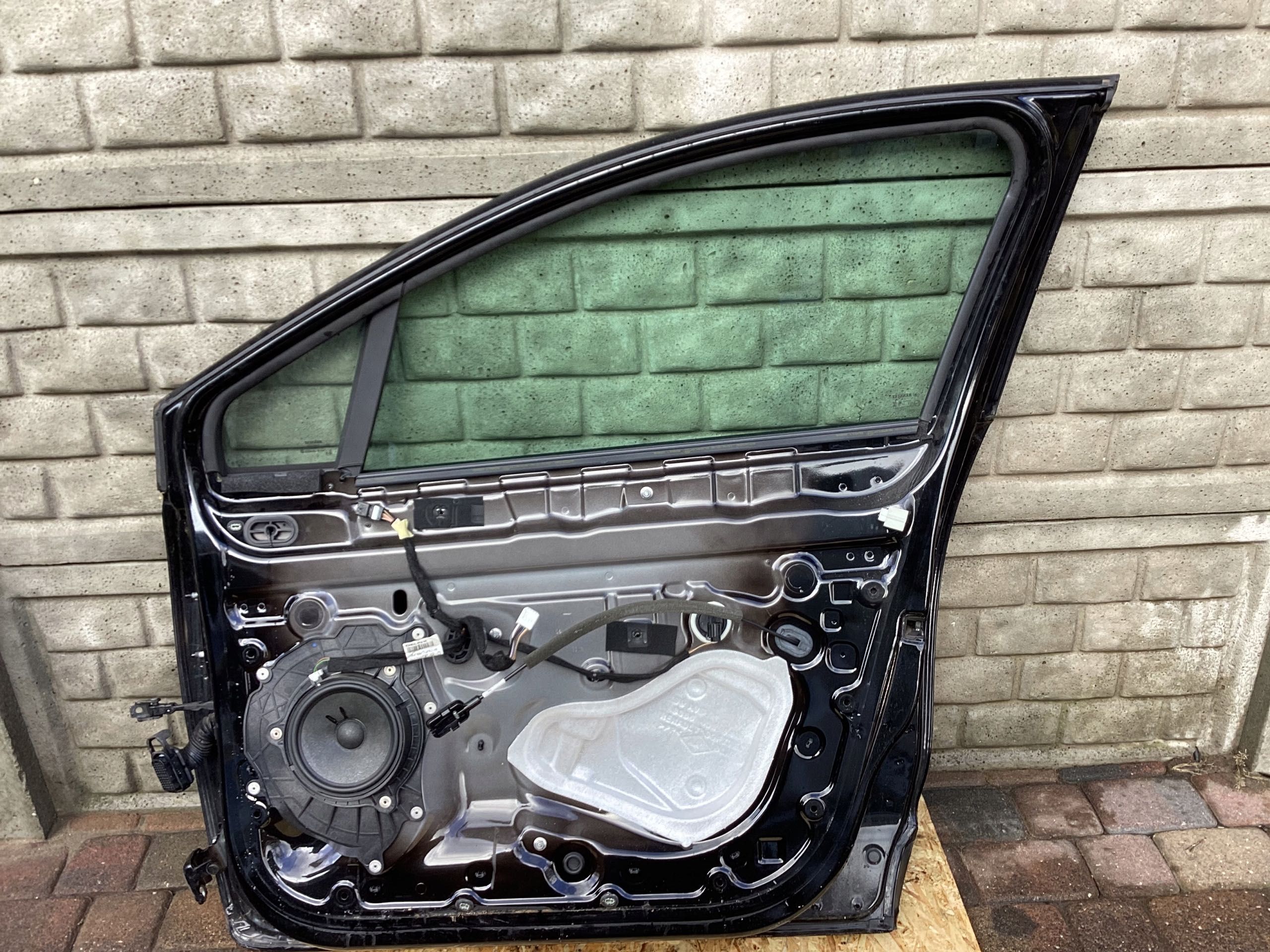 Renault Clio IV lift kompletne drzwi prawe przednie przód PP demontaż