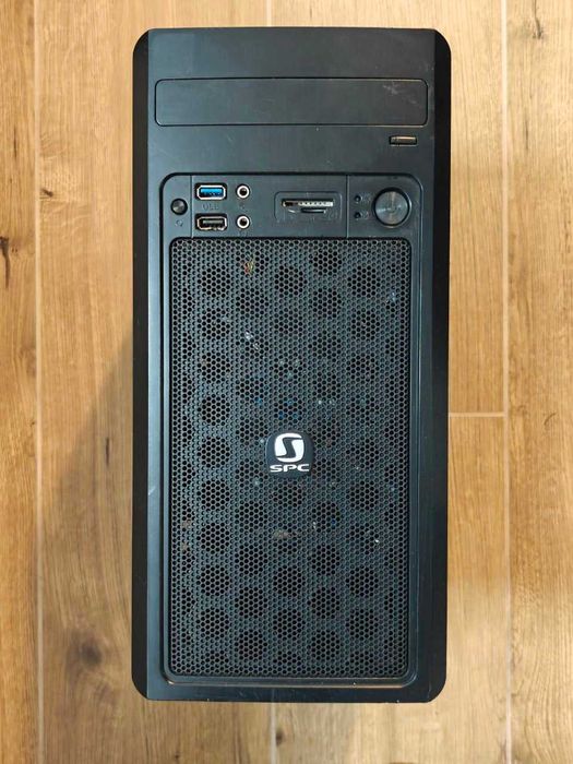 Niewielka i lekka obudowa SilentiumPC Brutus S30 Pure Black (mATX)