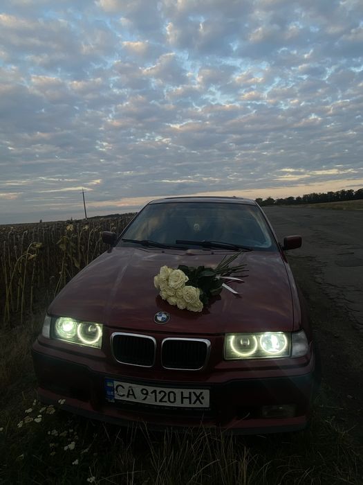 Продам беху е36 318 Срочно