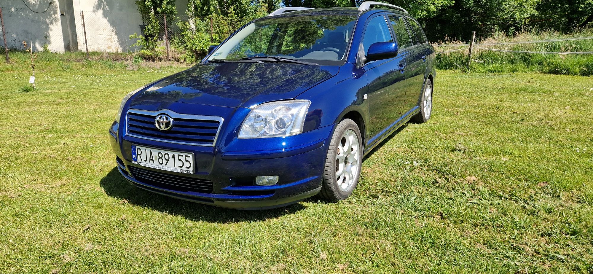 Toyota Avensis t25 2.0 147km