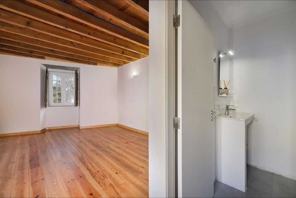 Arrendamento residencial de moradia independente no centro de Sintra