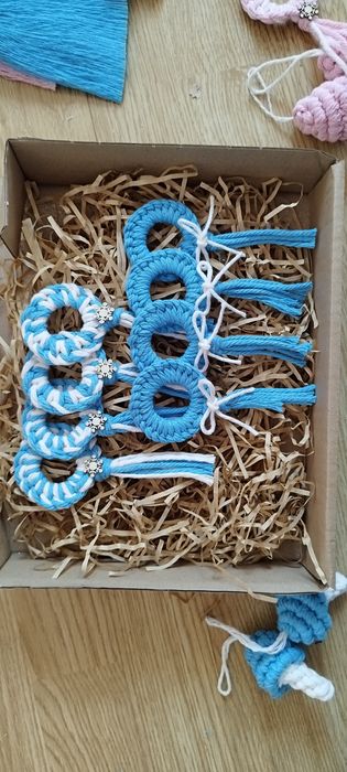 Wianki, wianuszki z makramy