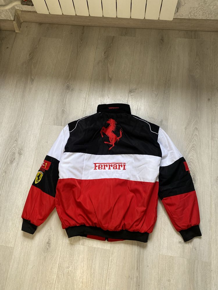 Куртка Ferrari vodafone