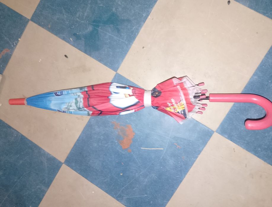 Продам зонтик детский