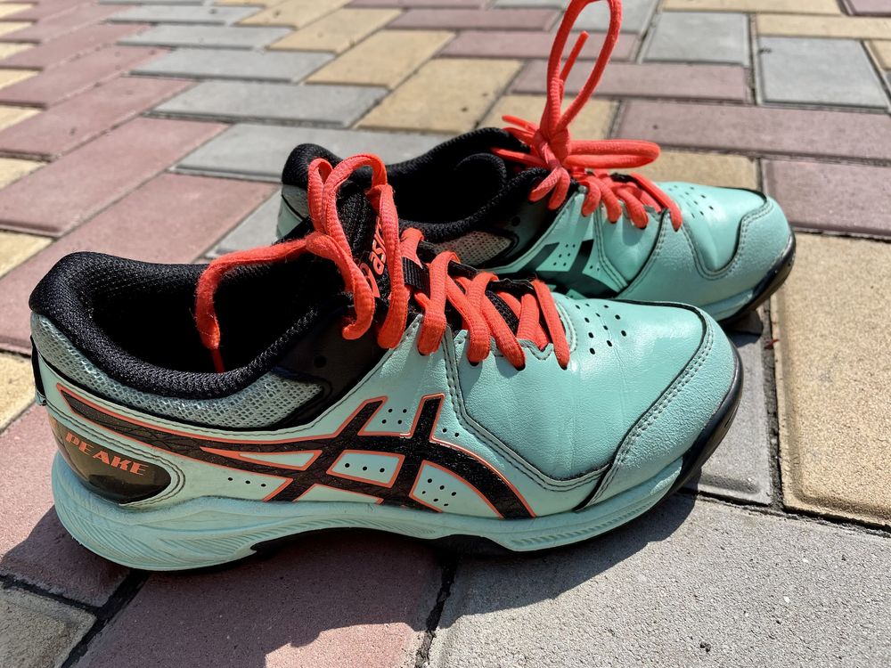 Дитячі кросівки asics gel peake