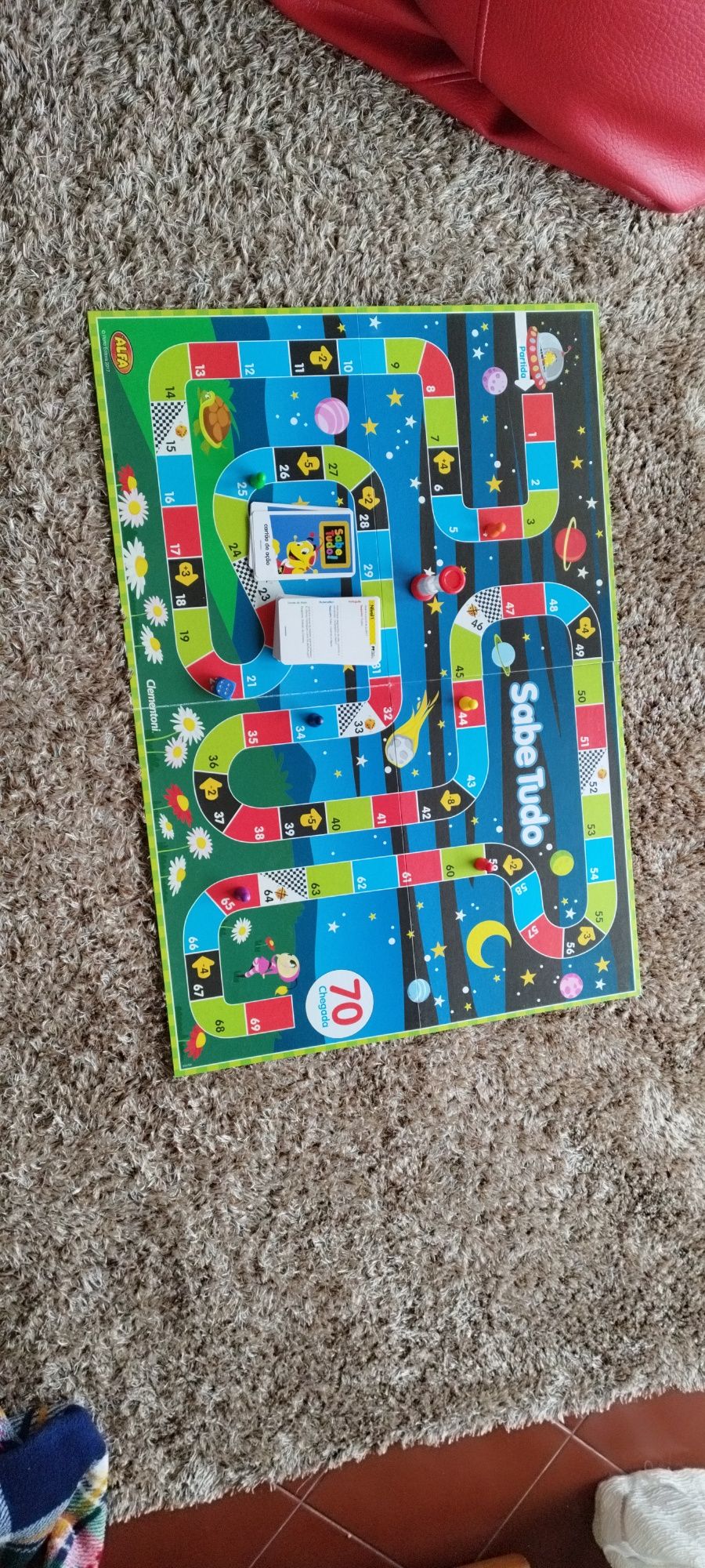 Jogo de tabuleiro Alfa Sabe Tudo
