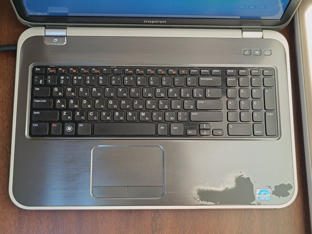 Ноутбук Dell Inspiron 5720 i5 17.3"
