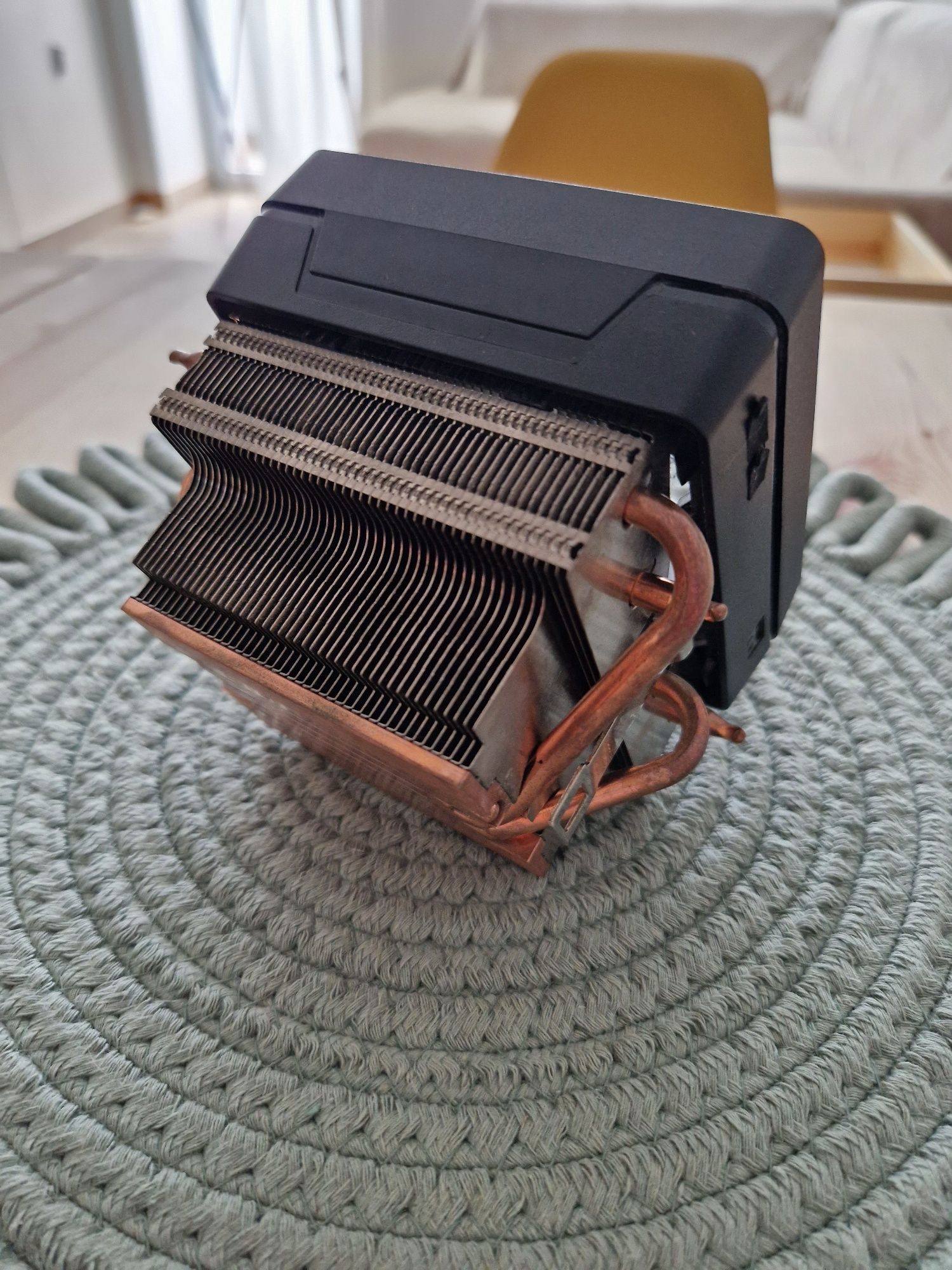 AMD Wraith Prism RGB – Chłodzenie CPU AM4 / AM3