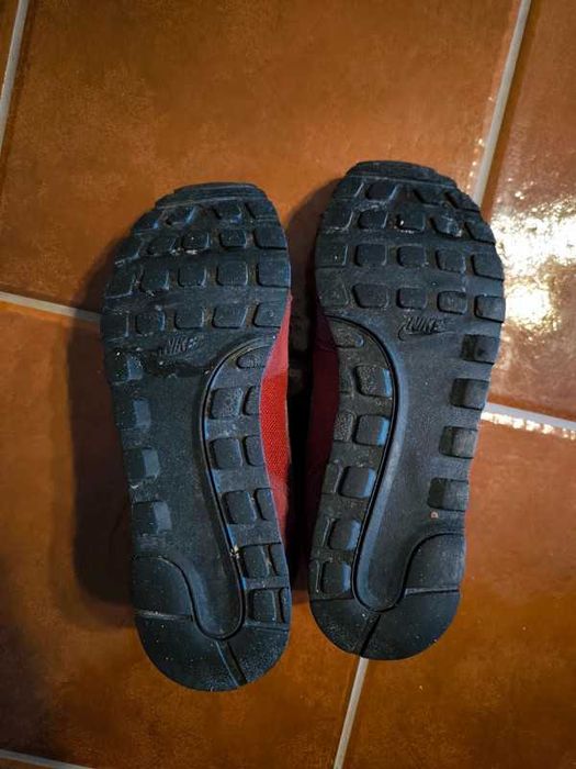 Nike md runner 2 bordeaux