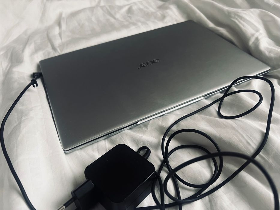 Laptop Acer wszytkie dane na zdjęciach