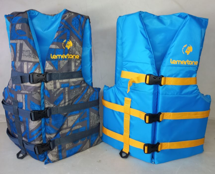 Страховочные,спасательные жилеты ТМ Lemartone Universal от 50-90 кг
