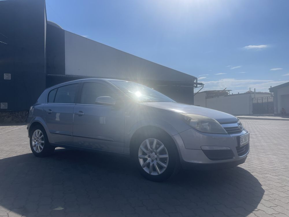 Opel Astra H 1.8