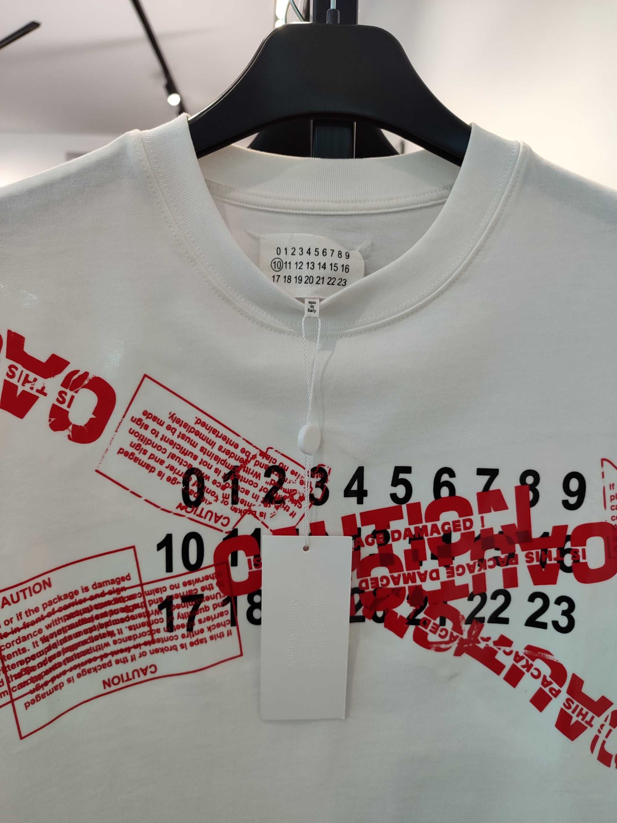 Футболка Maison Margiela Caution Tape Print T-Shirt White