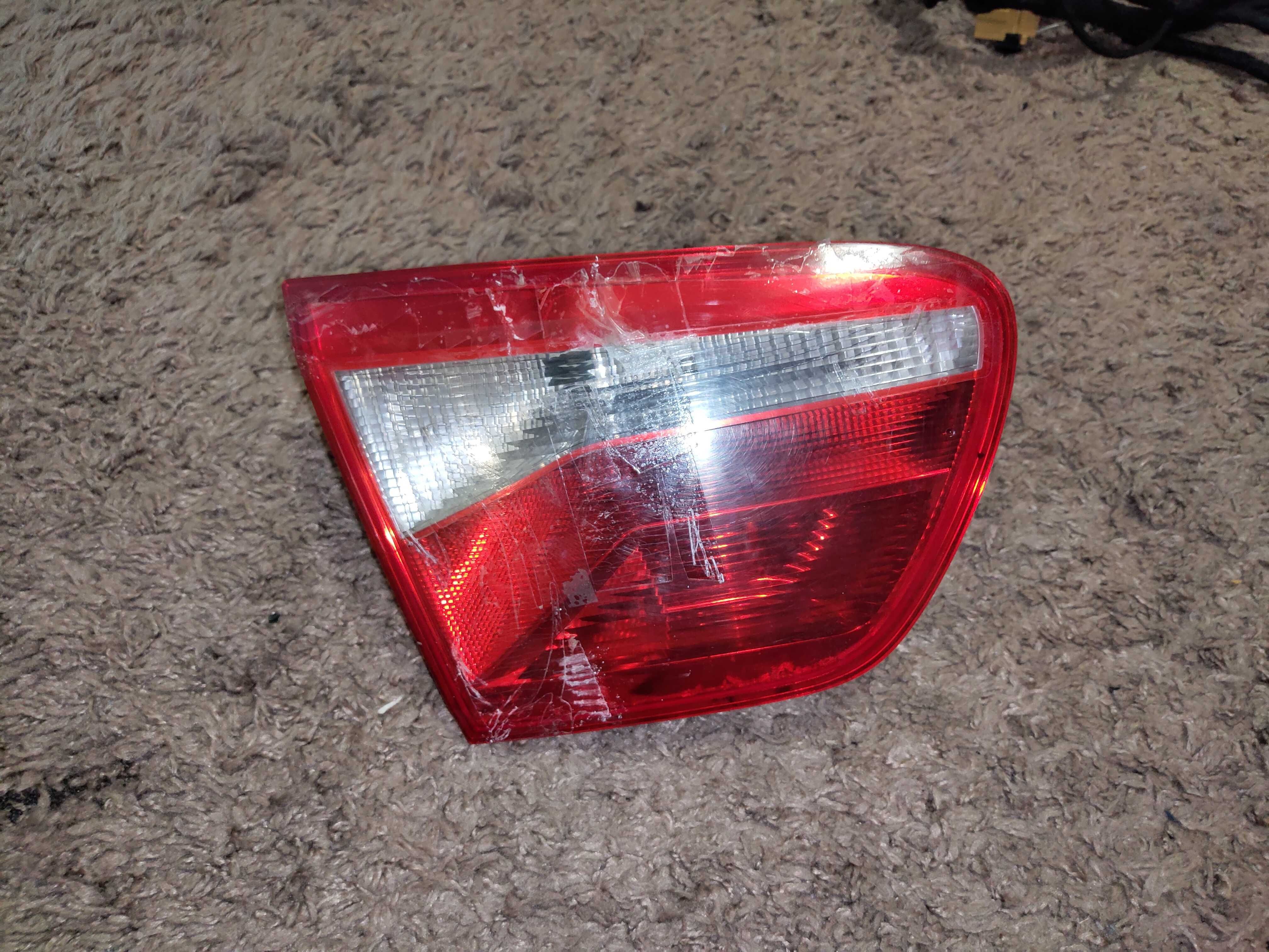 6J8945096 - 93 ліхтарі задні правий та лівий SEAT Ibiza/ST 2009-2015