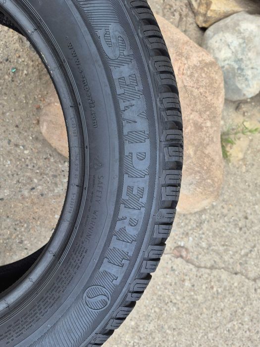 Opona Semperit Mastergrip 215/60r16 1szt zima 21r
