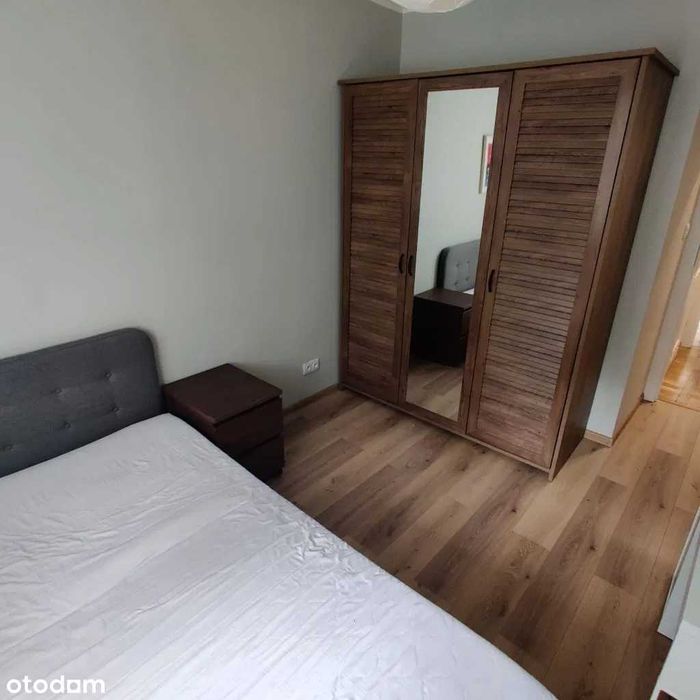 Warszawa - 2 sypialnie + salon. Po remoncie