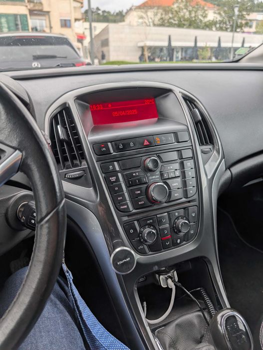 Opel Astra ( GPL) económico e em bom estado