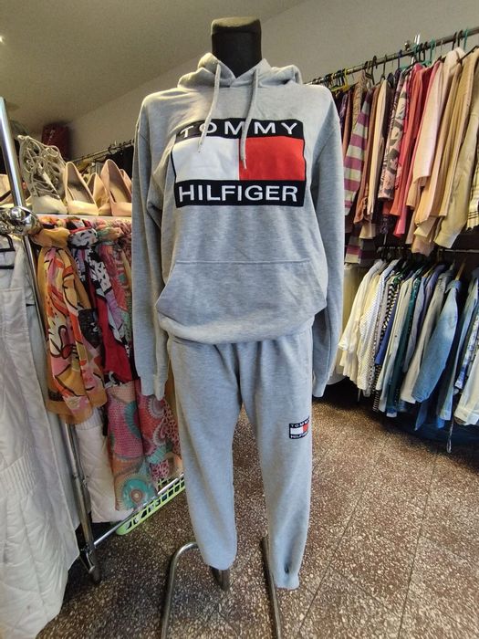 Za darmo odzież używana sortowane ciuchy markowe firmowe secondhand