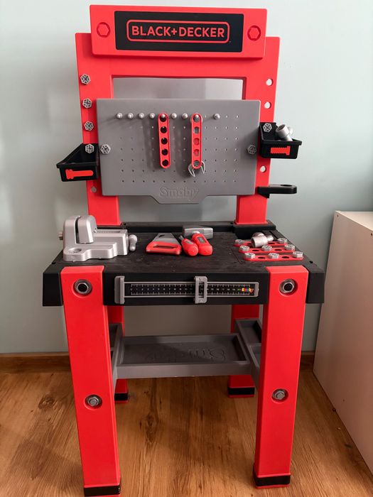 Bezpieczny warsztat dla dzieci Black + Decker firmy Smoby