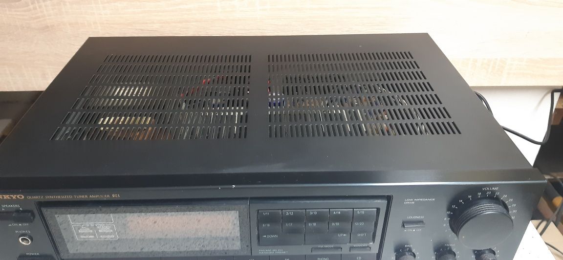Amplituner i odtwarzacz cd  Onkyo