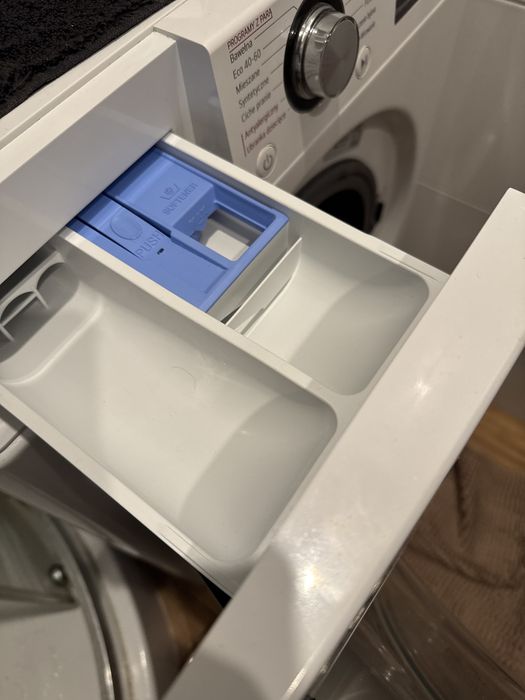 Pralka LG 7kg slim 1200 obr